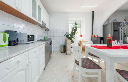 4 Bedroom Gorgeous Home In Lisicic - Foto 6