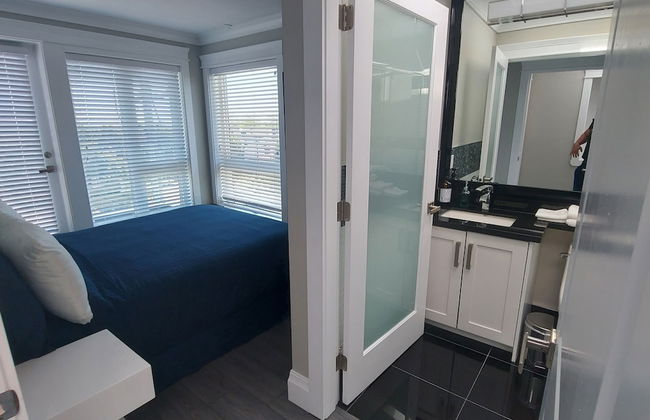 Sunset Mews Luxurious 3 Bed Townhouse - Photo 2