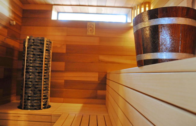 Traditional Chalet with Sauna, Spa Tub, & Relaxation Space near La Roche - Photo 14
