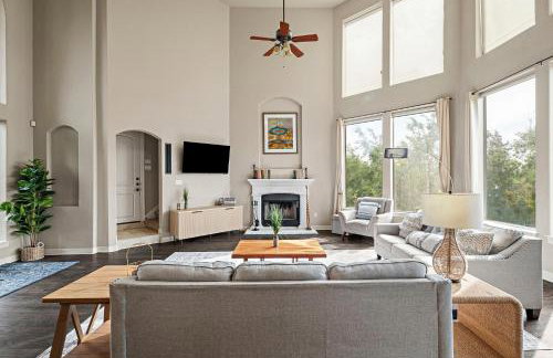 Lake Travis Family Retreat with Theater Game Room and BBQ 7 min from Marina - Foto 25