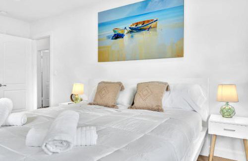 Tropical Oasis With heated pool 10 mins airport & 5 mins Beach - Foto 54