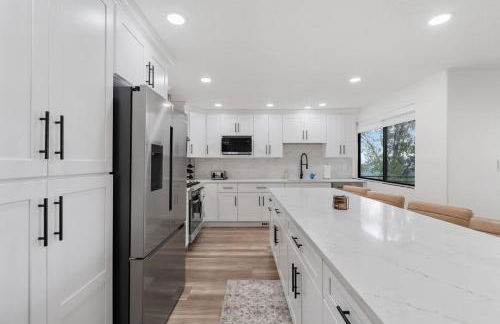 All-New Luxe Stay Views, Sauna & Hot Tub villa - Foto 5