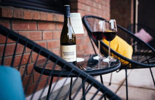 Design-Ferienwohnung in Bad Neuenahr: Platz für 4, Küche, WiFi, Netflix - Foto 6