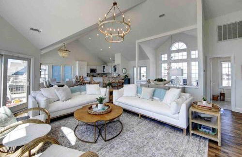 8 Bed Oceanfront in OBX with Pool & Hot Tub - Foto 38