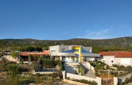 Villa Suzi - Family Farm Stay with Donkeys, Pool and Sea View near Rijeka - Photo 59