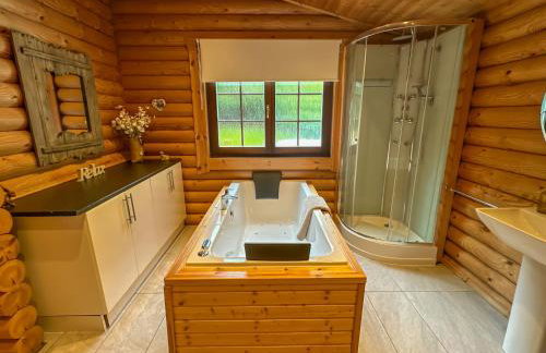 Vermont Lodge - Photo 13