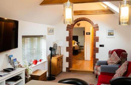 Comfortable 1-Bedroom Stay in Holt with Reliable Wi-Fi - Foto 6