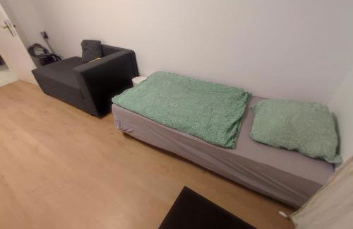 Jungle in Kelkheim for 4 Persons 24 h check in - Photo 42