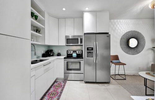 SOBE MONARCH 2 - 2 Bedroom 2 Bathroom Apts - 2 Independent 1 bedrooms apts - Foto 9