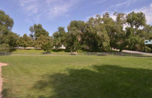 Union Spruces in Salt Lake with Hot Tub and Foosball - Foto 35