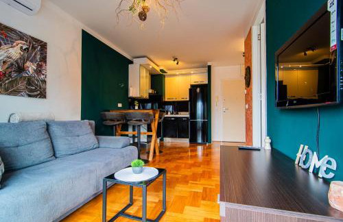 Flexible SelfCheckIns 114 - Zagreb - Bedroom - Loggia - Foto 1