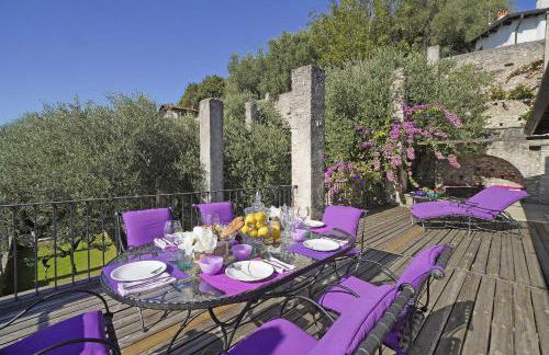Villa Rachele: stunning luxury villa in centre Gargnano with private pool and breathtaking views - Foto 41
