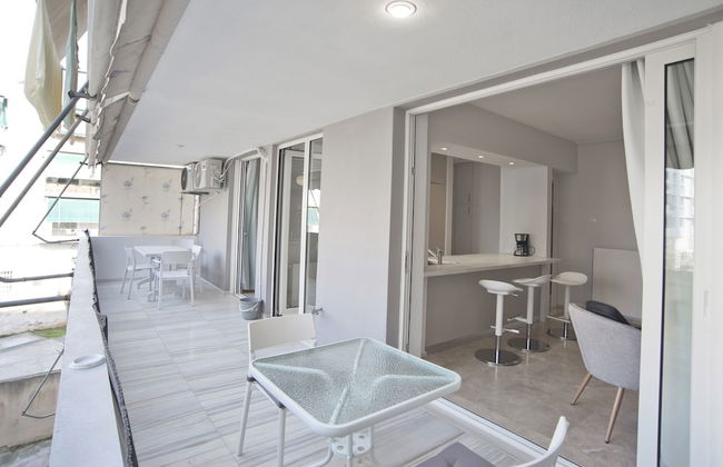 Belle Helene in Alimos - Foto 18