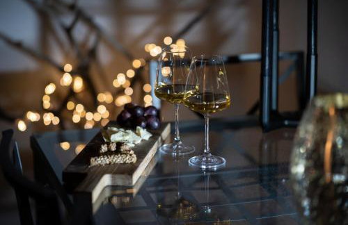 Spacious 82 m2 Two Bedroom classy apartment near City Center - Foto 19