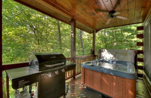 Bearfoot Ridge Wood-burning fireplace cozy hot tub serene views - Foto 42