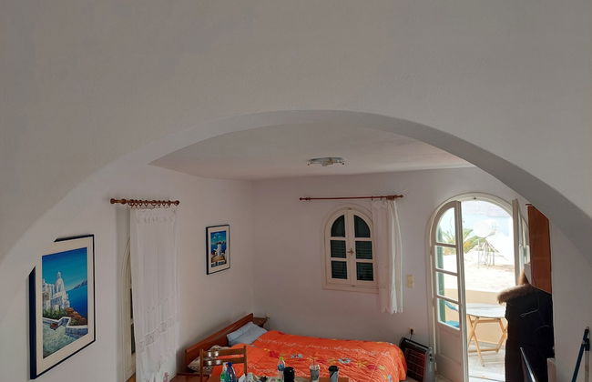 Akrotiri Cosy Studio with Patio and View - Foto 3