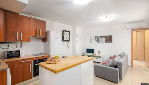 Quiet 1BR Terrace Apartment Near Centro & Beach - Foto 5