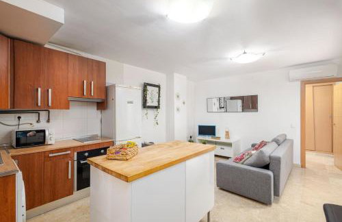 Quiet 1BR Terrace Apartment Near Centro & Beach - Foto 5