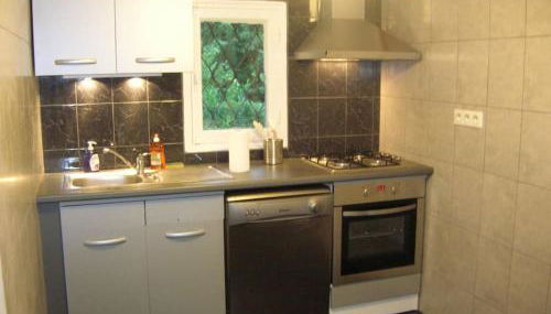 t3 au rez de jardin d une maison - Foto 3