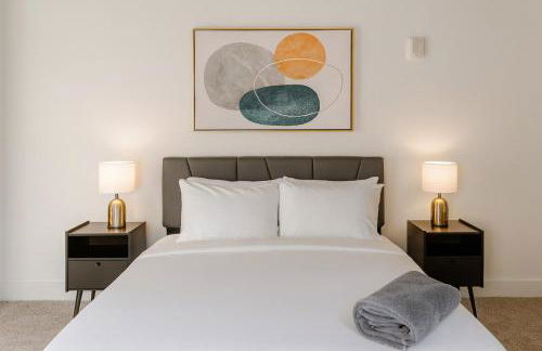 Vibrant 2BR Stay Pool, Sauna and Lounge - Foto 8