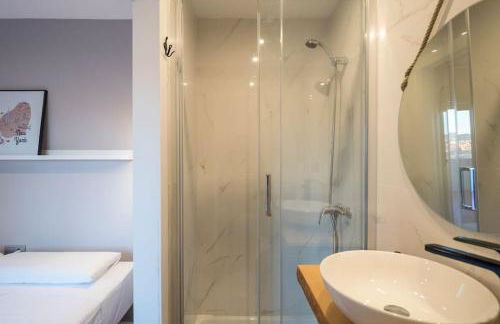 BeBarceloner Sant Andreu Apartments - 1 bedroom with terrace - Photo 25