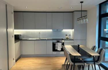 Stylist 2 Bedroom Apartment in Central London - Foto 39