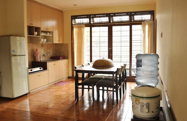 Villa Kota Bunga Ade - Photo 29