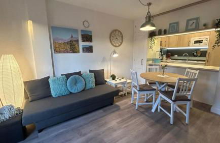 Hübsche Ferienwohnung mit 2 Schlafzimmern, Pool und WLAN, Strandnähe - Foto 9