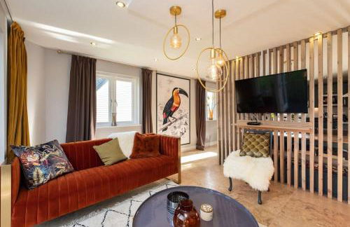 Trewhiddle Retreat V5 by Together Travel - Luxury 4-Bedroom Villa - Foto 3