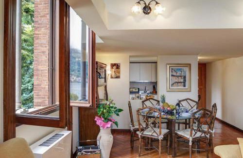 CHARMING APARTMENT LAKE FRONT - Foto 16