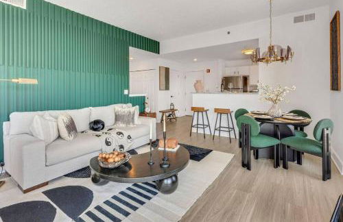 Penthouse Perfection with Unmatched Skyline Views - Foto 13