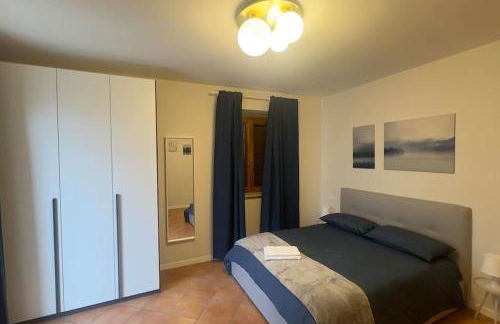 Fronte lago nel centro storico “La Casa del Lago” - Foto 3