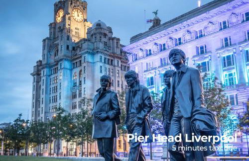 NEW Spacious Modern Townhouse Sleeps 12 Free Parking - Foto 60