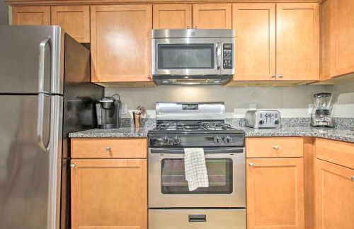 Inviting Salem Apartment Near Waterfront and Museums - Foto 15