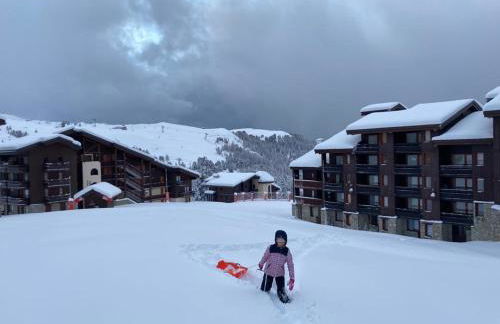 PARADISKI-BELLE PLAGNE, Altitude 2050m, APPART skis aux pieds 4 personnes - Foto 27