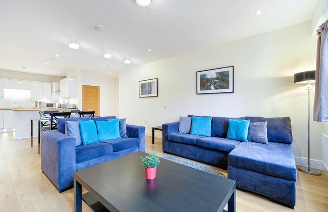 Luxury 3 Bedroom Apartment with Parking - Foto 27