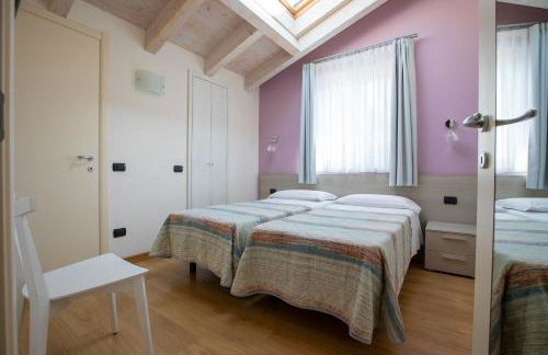 Residence CaFelicita - Apartments Lake View - Infinity Pool - Jacuzzi - Foto 77