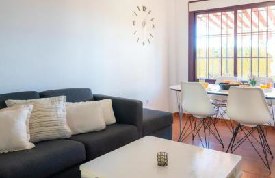 Club Salino Hideaway-Your Peaceful Retreat with Pool in Torrevieja - Photo 7