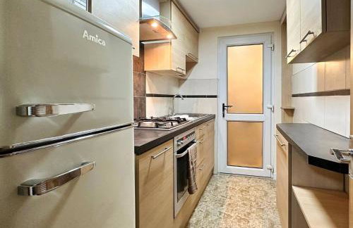 Fabulous Fiery Flat w body shower - Tylorstown - Foto 5