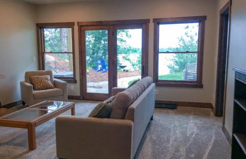 Lakefront Home 4 Bedroom 4 Bath Sleeps 12 - Foto 34