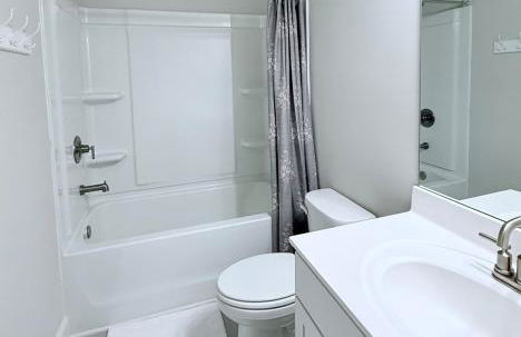 Luxury 5 Bedroom 4 bath open kitchen living room - Foto 40