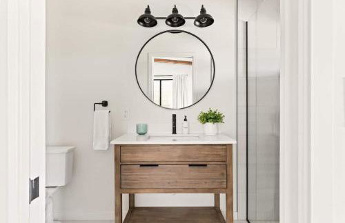 The Raven By The Cohost Company - Foto 77