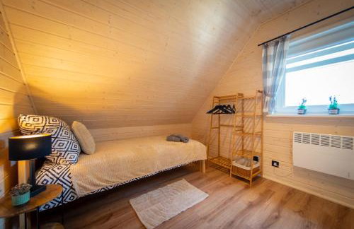 Domki u Sosny - Nowoczesne domki na wyłączność, spokojna okolica blisko lasu i szlaku, 1,2 km od centrum Brennej - Foto 26