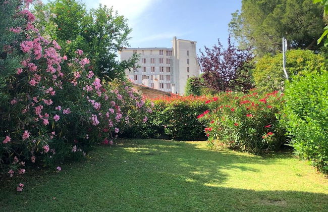 Cozy Flat in a Villa With Terrace - Photo 21