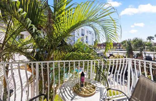 Ola Grande - Beachside Condos with Pool next to Cocoa Beach Pier - Foto 53
