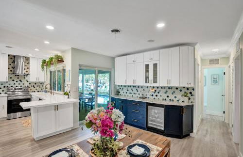 Amazing 5 bed house w pool, jacuzzi and your own boat - Foto 10