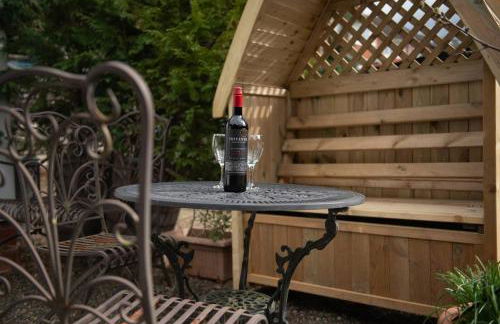 The White House Holiday Cottage - Pass the Keys - Foto 3