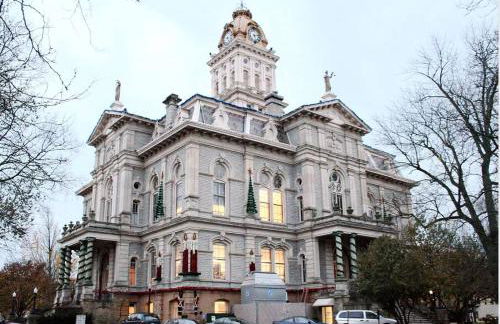 Unique and Charming Downtown Apt - Foto 26