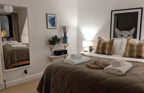 Central Hawick spacious stylish flat with log burner - Foto 17