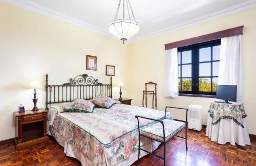 Home2Book Villa with Private Pool BBQ Sea Views - Foto 25